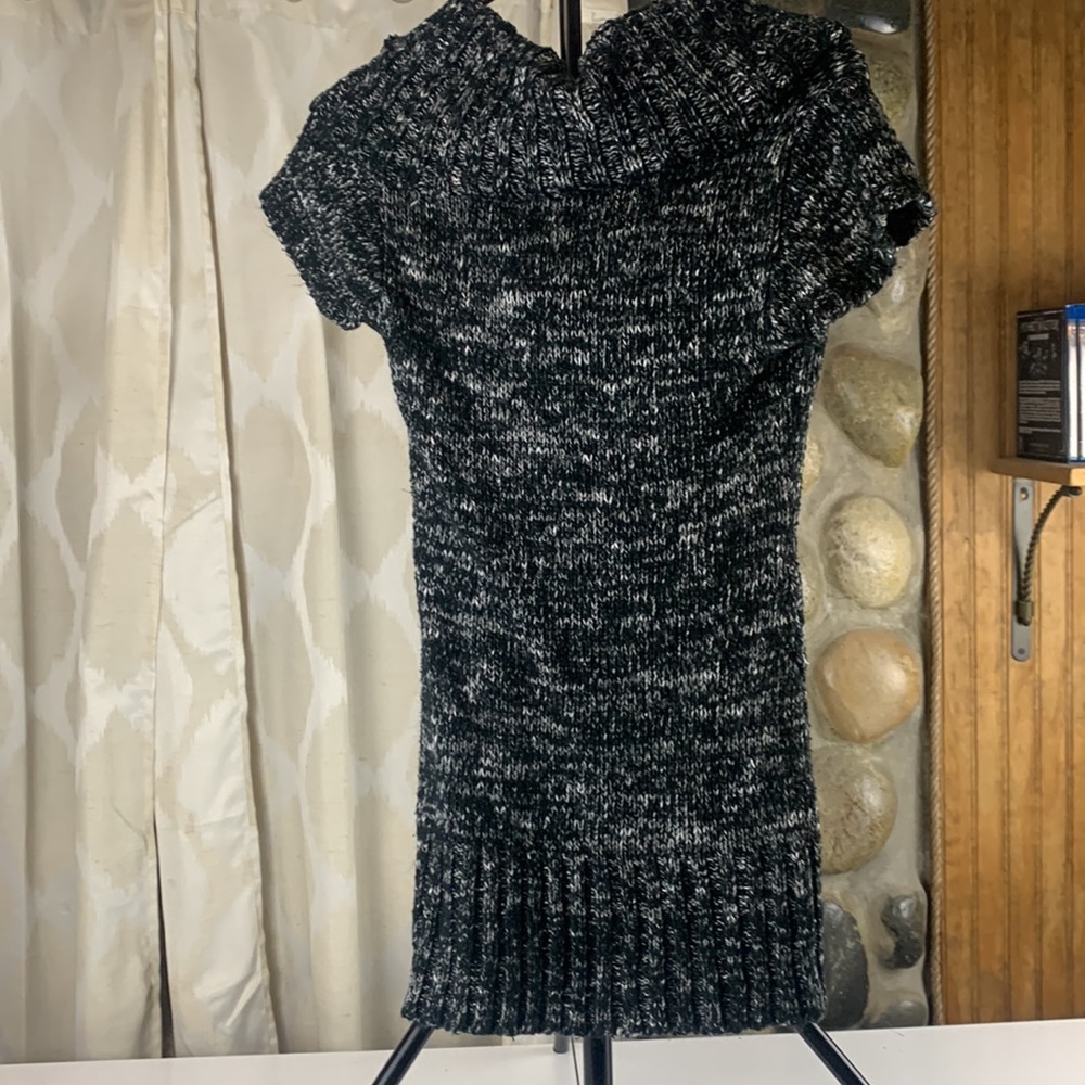 Say What? Women’s Small Short Sleeve Cowl Neck Sweater - Picture 3 of 5